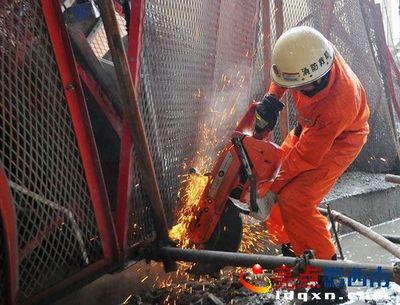御景園事故續(xù):被壓埋死亡4男3女 消防救援掃描(圖)